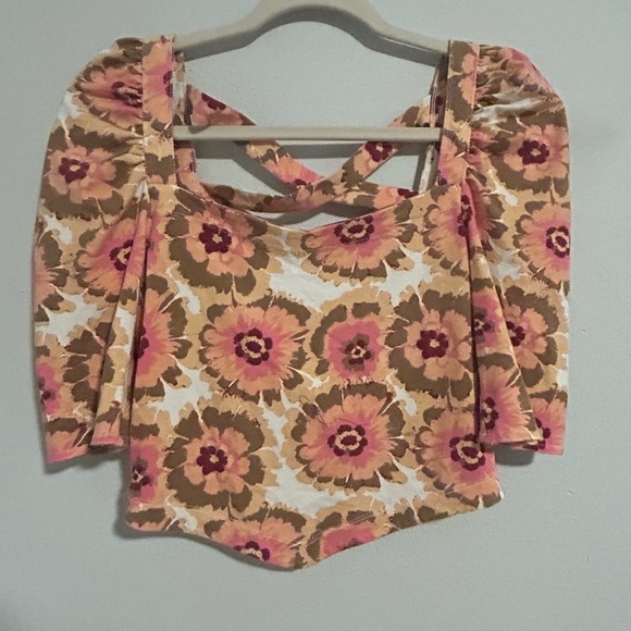 Free People Pink and Cream Puff Sleeve Crop Top - Picture 1 of 3